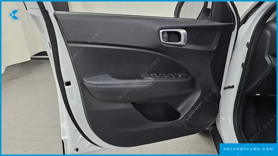 HYUNDAI VENUE 1,6 PREMIUM