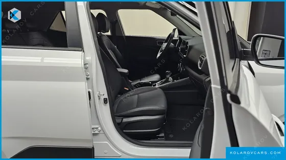 HYUNDAI VENUE 1,6 PREMIUM