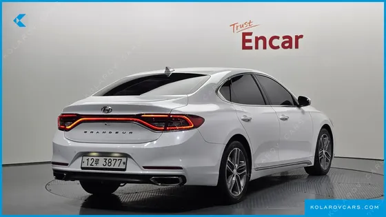 HYUNDAI GRANDEUR 2.4 PREMIUM