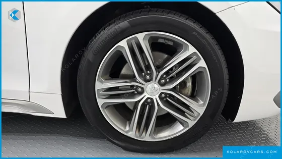 HYUNDAI GRANDEUR 2.4 PREMIUM