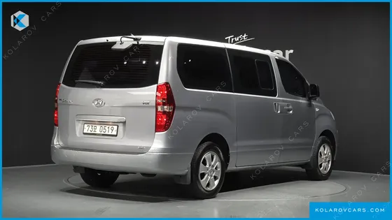 HYUNDAI STAREX 4WD 12-SEATER WAGON