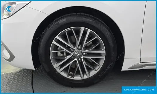 HYUNDAI GRANDEUR 2.4 PREMIUM