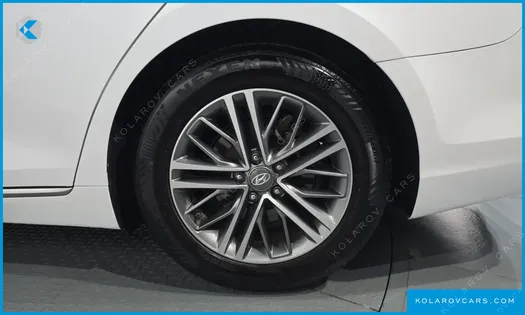 HYUNDAI GRANDEUR 2.4 PREMIUM
