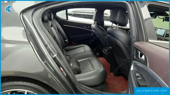 GENESIS G70 2.2D