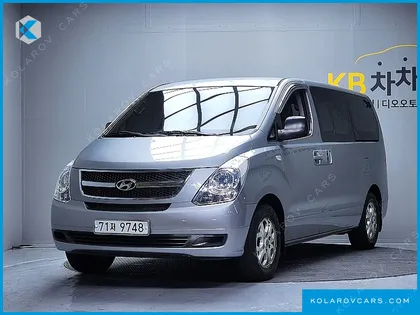 HYUNDAI STAREX 12-SEATER WAGON