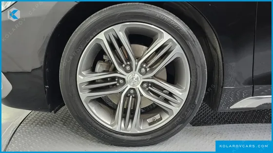 HYUNDAI GRANDEUR 2.4 PREMIUM