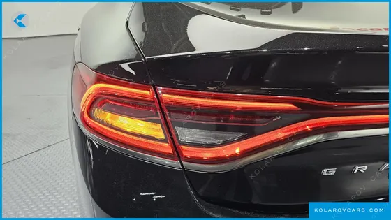 HYUNDAI GRANDEUR 2.4 PREMIUM