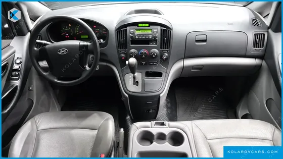 HYUNDAI STAREX 12-SEATER WAGON