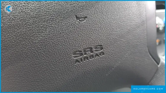 HYUNDAI STAREX 12-SEATER WAGON