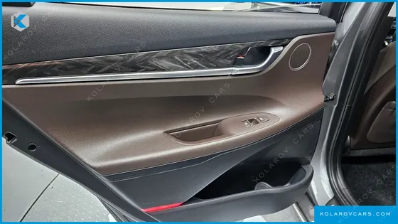 HYUNDAI GRANDEUR 2.4 PREMIUM