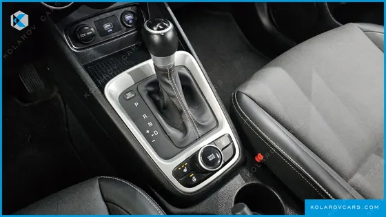 HYUNDAI VENUE 1.6 SMART