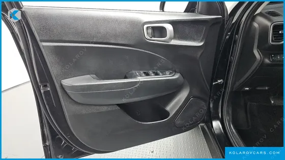 HYUNDAI VENUE 1.6 SMART