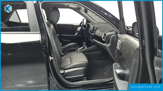 HYUNDAI VENUE 1.6 SMART