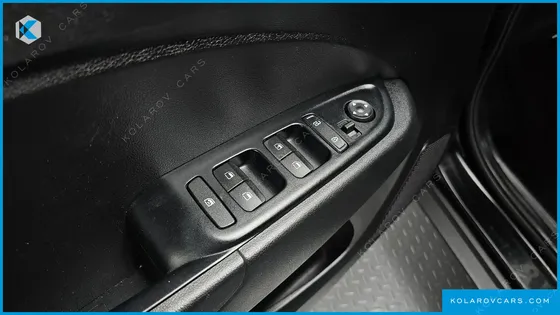 HYUNDAI VENUE 1.6 SMART