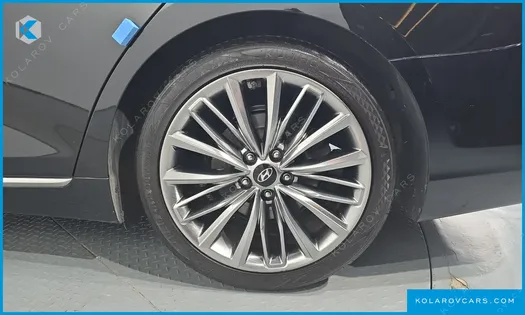 HYUNDAI GRANDEUR 2.4 PREMIUM