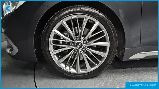 HYUNDAI GRANDEUR 2.4 PREMIUM