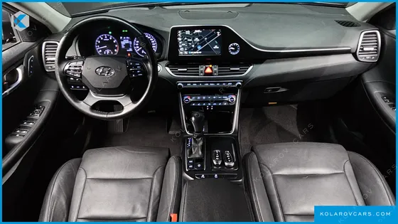 HYUNDAI GRANDEUR 2.4 PREMIUM