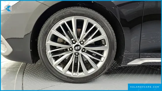 HYUNDAI GRANDEUR 2.4 PREMIUM