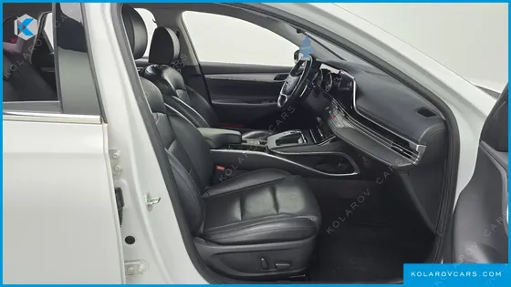 HYUNDAI GRANDEUR 3.0 LPI RENT CAR