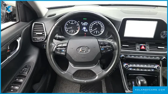HYUNDAI GRANDEUR 3.0 PREMIUM
