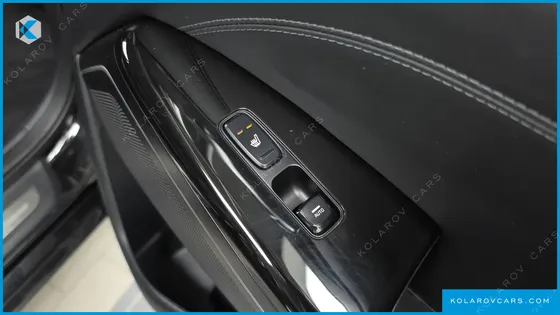 KIA K7 3.0 LPI TRENDY(RENTED CAR)
