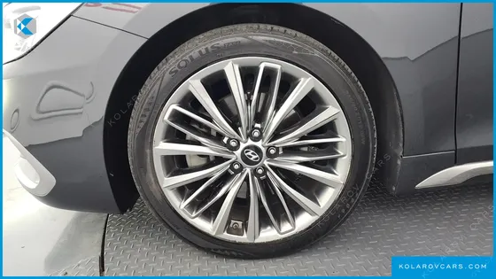 HYUNDAI GRANDEUR 3.3 CELEBRITY