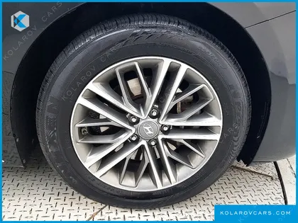 HYUNDAI GRANDEUR 2.4 PREMIUM
