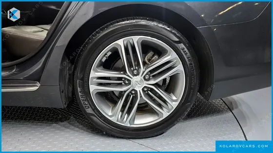 HYUNDAI GRANDEUR 3.0 PREMIUM