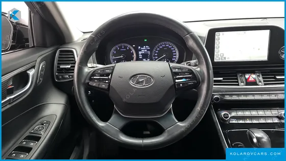 HYUNDAI GRANDEUR 3.0 PREMIUM