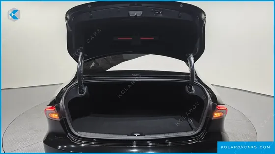 HYUNDAI GRANDEUR 3.0 LPI RENT CAR