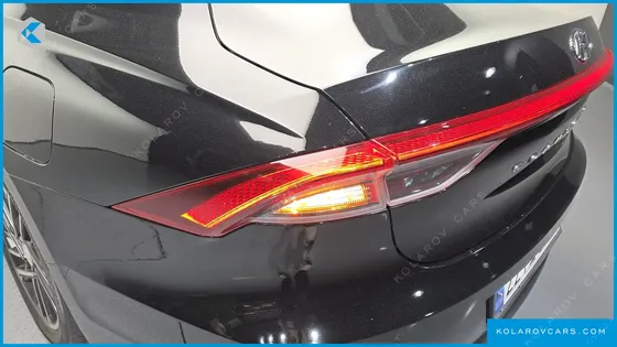 HYUNDAI GRANDEUR 3.0 LPI RENT CAR
