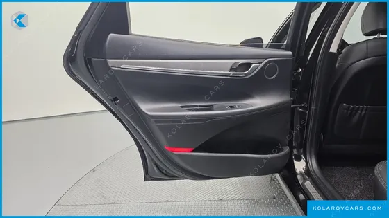 HYUNDAI GRANDEUR 3.0 LPI RENT CAR