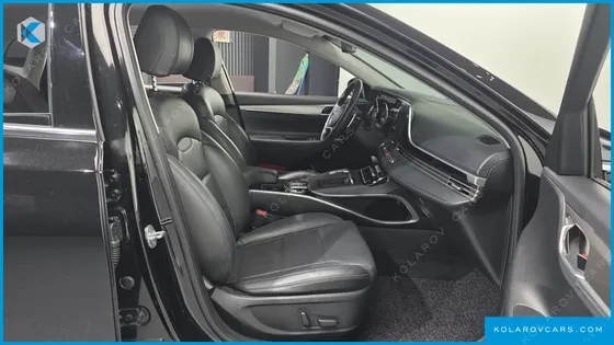 HYUNDAI GRANDEUR 3.0 LPI RENT CAR