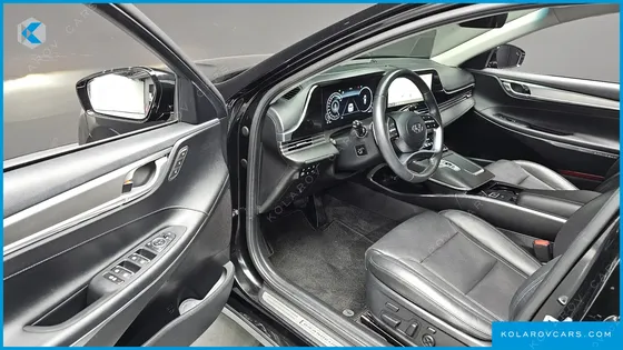 HYUNDAI GRANDEUR 2.5