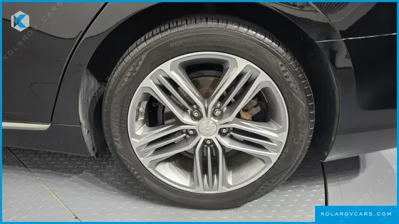HYUNDAI GRANDEUR 2.4 PREMIUM