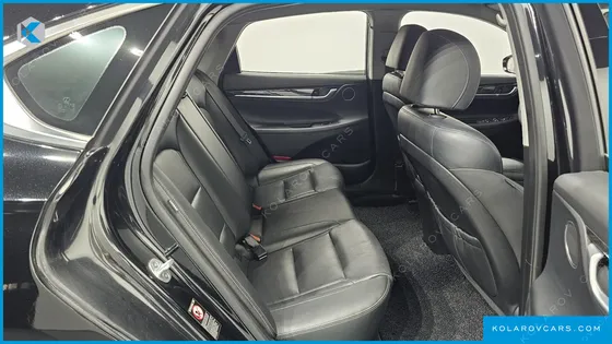 HYUNDAI GRANDEUR 2.4 PREMIUM