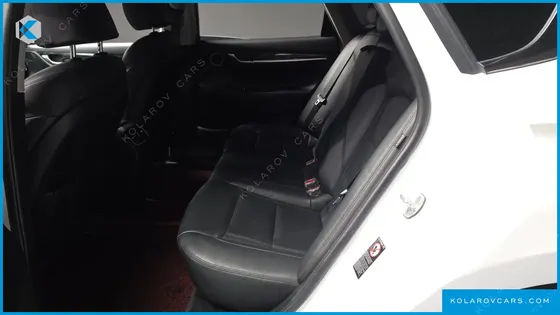 HYUNDAI GRANDEUR 3.0 LPI MODERN BASIC (RENTAL CAR)
