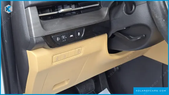 KIA CARNIVAL DIESEL 9-SEATER PRESTIGE