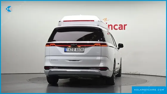 KIA CARNIVAL GASOLINE 9-SEATER HI-LIMOUSINE