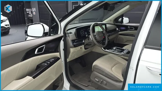 KIA CARNIVAL GASOLINE 9-SEATER HI-LIMOUSINE