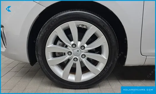 KIA CARENS 2.0 LPI LUXURY