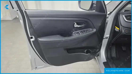 KIA CARENS 2.0 LPI LUXURY