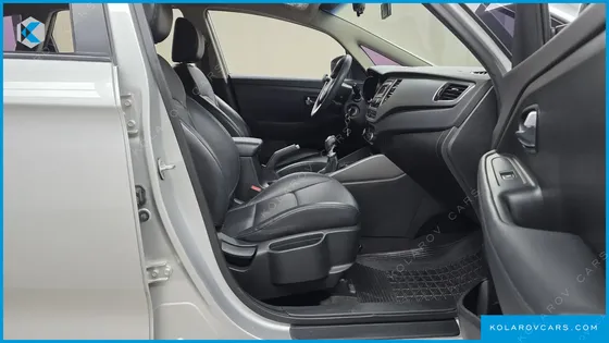 KIA CARENS 2.0 LPI LUXURY