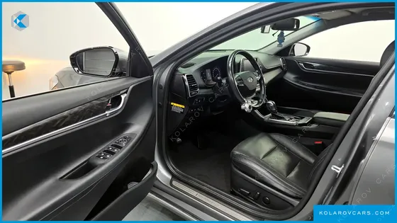 HYUNDAI GRANDEUR 3.0 LPI MODERN (RENTAL CAR)