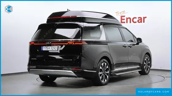 KIA CARNIVAL GASOLINE 7-SEATER HI-LIMOUSINE