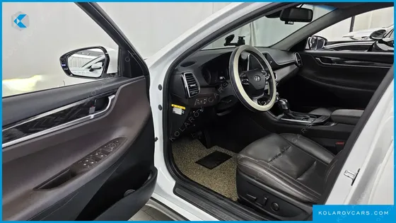 HYUNDAI GRANDEUR 3.0 PREMIUM