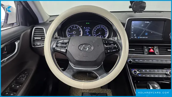 HYUNDAI GRANDEUR 3.0 PREMIUM