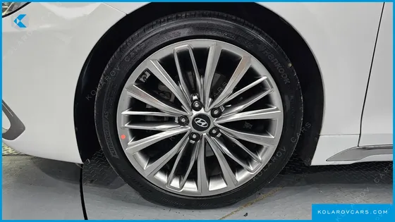 HYUNDAI GRANDEUR 2.4 PREMIUM