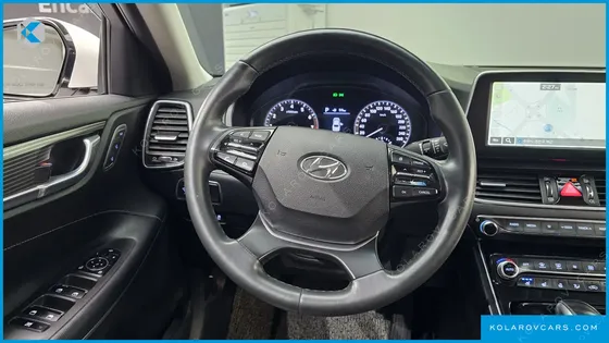 HYUNDAI GRANDEUR 2.4 PREMIUM