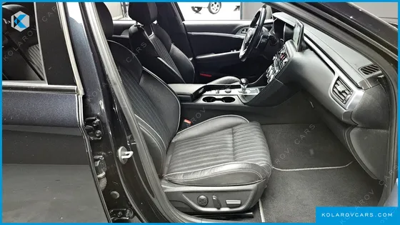 GENESIS G70 2.0T AWD